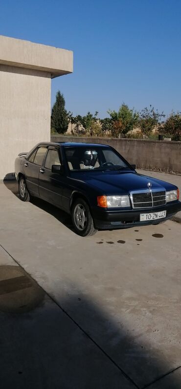 Bıçaqlar: Mercedes-Benz 190: 2 l | 1989 il Sedan