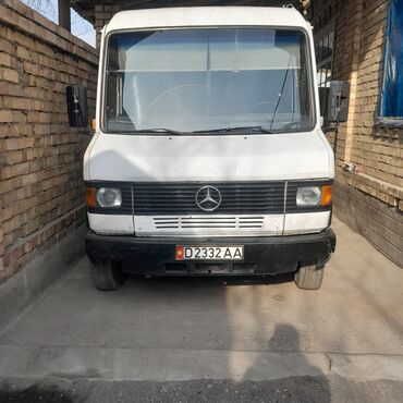 мерседес легковой: Mercedes-Benz : 1992 г., 0.4 - engine capacity л, Механика, Дизель, Бус