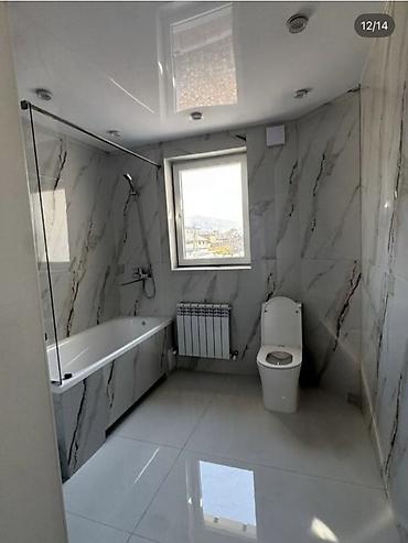 Продажа коттеджей и домов: 6 комнат и более, 250 м², 4 соток, Бишкек, Оскон-ордо ж/м Собственник — 15