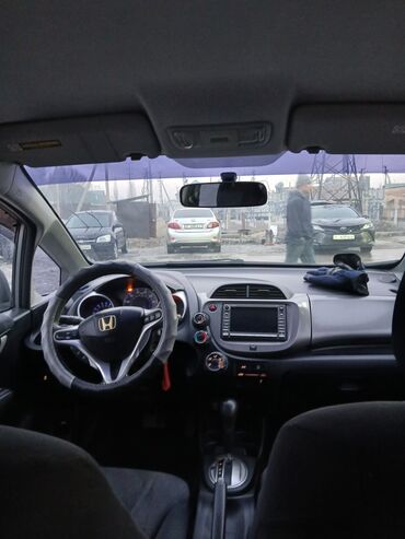 Honda: Honda Fit: 2009 г., 1.5 л, Автомат, Бензин, Хэтчбэк — 8