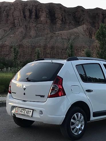 e34 4 4: Renault Sandero: 2011 г., 1.4 л, Механика, Бензин, Универсал — 3