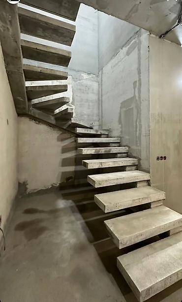 Курулуш жабдуулары: Бетон тепкичи Жеке менчик үй үчүн, Акысыз жеткирүү, Тепкичтин формасы: Бургуланма, Стиль: Лофт — 4
