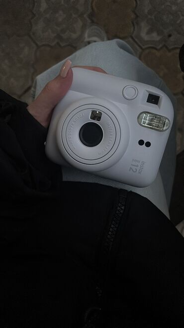 Instax mini 12 новый, использовался один раз, в идеальном состоянии🙏
