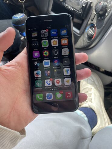 simsiz: IPhone SE, 128 GB, Barmaq izi, Face ID, Simsiz şarj