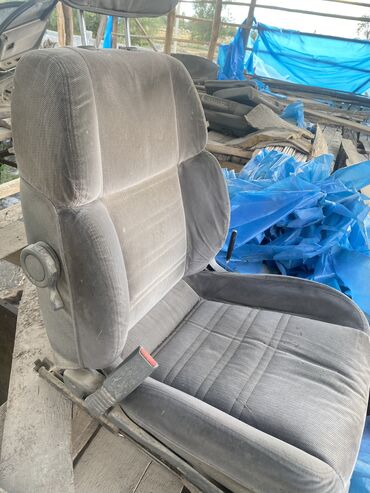 Другие автозапчасти: Продаю запчасти Мазда 626 Так же в наличии: электрика, задний — 2