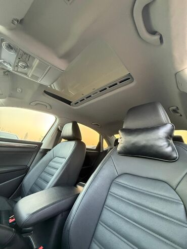 Volkswagen: Volkswagen Passat: 2018 г., 0.2 л, Автомат, Бензин, Седан — 15