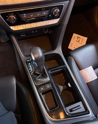 Hyundai: Hyundai Sonata: 2018 г., 2 л, Автомат, Газ, Седан — 10