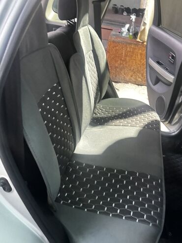 Toyota: Toyota ist: 2003 г., 1.5 л, Автомат, Хэтчбэк — 12