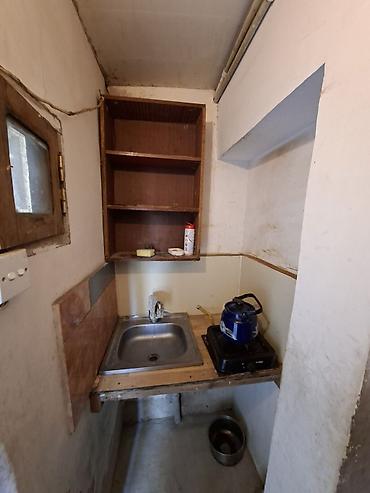 sahil qesebesi evler: Kirayə verilən 2 otaqlı qaz su isiq bizdik vifi var 2 mertebeli evin 1 — 5