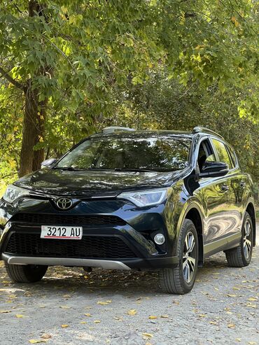 продаю авто в аварийном состоянии: Toyota RAV4: 2018 г., 2.5 л, Автомат, Бензин