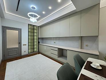 Продажа квартир: 3 комнаты, 105 м², 8 этаж — 1