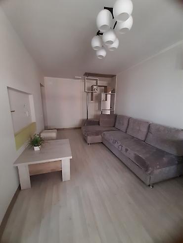 сдаю 4 комнатную квартиру: 3 комнаты, 55 м², 104 серия, 5 этаж, Евроремонт — 7