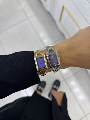 Qol saatları: Qol saatı, Emporio Armani