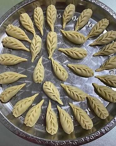 Aşpaz tələb olunur, Qutabçı
