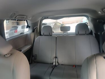 Toyota: Toyota Sienna: 2018 г., 3.5 л, Автомат, Бензин, Минивэн — 8