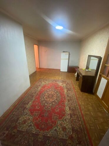 квартира в районе ахунбаева: 2 комнаты, 44 м², Хрущевка, 3 этаж, Старый ремонт