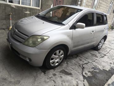 багажник тойота ист: Toyota ist: 2003 г., 1.5 л, Автомат, Бензин, Хетчбек