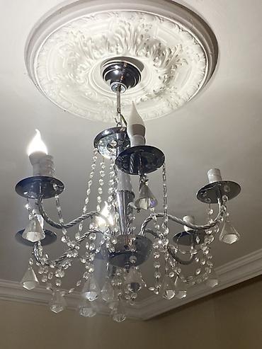 qapi bezeyi: Çılçıraq, 6 lampa, Metal — 1