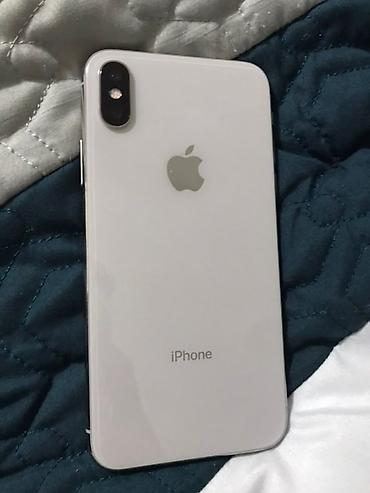 IPhone X, серебристый корпус - Экран 5.8", Super Retina OLED