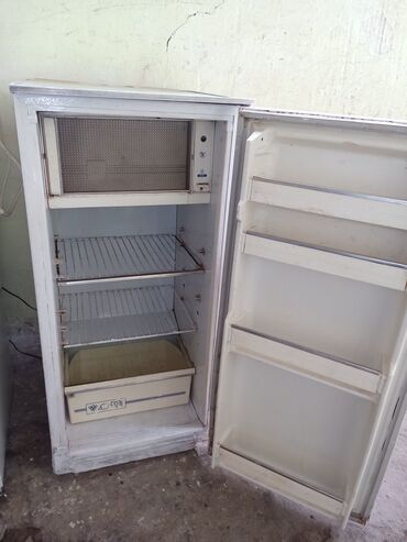 Soyuducular: 1 qapılı Saratov Soyuducu Satılır, rəng - Ağ