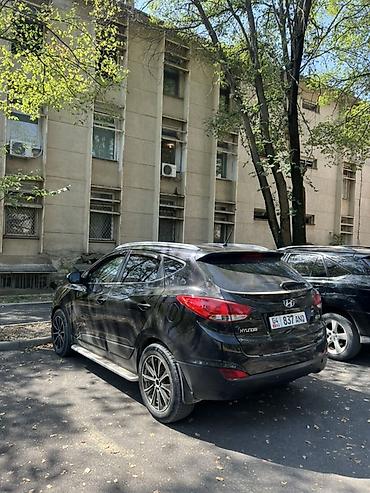 тесла модел с: Hyundai ix35: 2010 г., 2 л, Автомат, Бензин, Кроссовер — 1