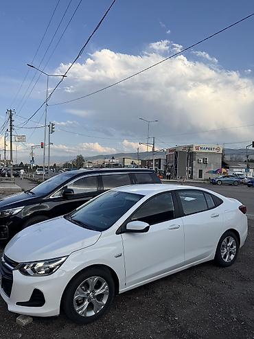 кобальт: Chevrolet Onix: 2020 г., 1 л, Автомат, Бензин, Седан — 8