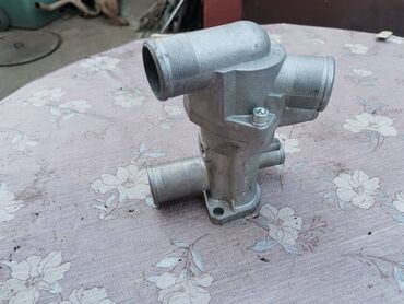 Auto delovi: Ulozak termostata sa kucistem Lada . Ruske proizvodnje. Kompletno — 8