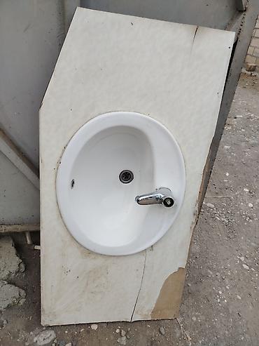 unitazlar ve qiymetleri: Mətbəx/hamam üçün quraşdırılan yuvarlaq keramika əl-üz yuyan lavabo - — 2