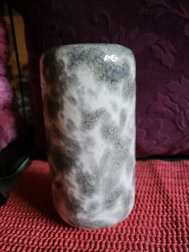 Ostali kućni dekor: Vaza nova porcelanska 70,80te. Visina. 16,5cm. Gornji — 2