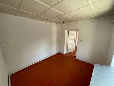дом в чон арыке: 45 м², 4 комнаты, Подвал, погреб, Забор, огорожен