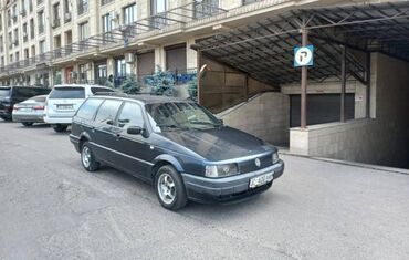 ящик для инструментов в машину: Volkswagen Passat: 1990 г., 2 л, Механика, Бензин, Универсал