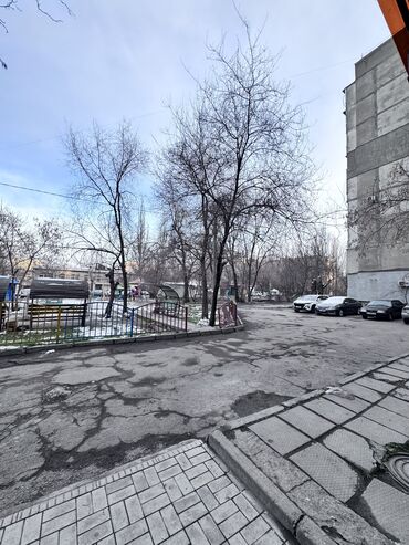 Продажа квартир: 3 комнаты, 63 м², 105 серия, 6 этаж, Косметический ремонт — 9