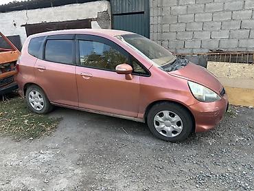 Honda Fit: 2005 г., 1.3 л, Вариатор, Бензин, Хэтчбэк