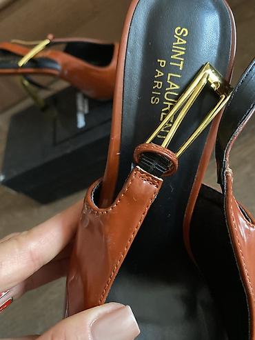 Basanoşka və səndəllər: Bata qadın sandal/espadril - Model: Qalın yun kətan detallı wedge — 9