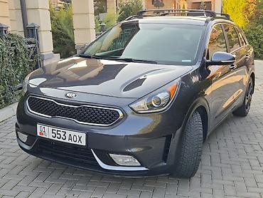Kia: Kia Niro: 2017 г., 1.6 л, Робот, Гибрид, Кроссовер — 2