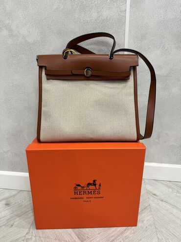 багаж сумка: Сумка Hermes НОВАЯ!!!!! Легкая и удобная,срочно продается