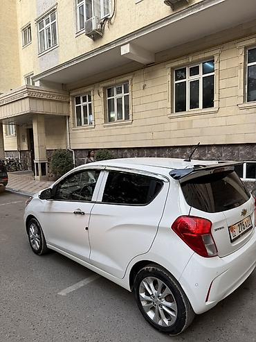 кузов для спринтер: Chevrolet Spark: 2020 г., 0.1 л, Автомат, Бензин, Хэтчбэк — 3