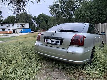 полик 5 д: Toyota Avensis: 2004 г., Механика, Дизель, Седан — 6