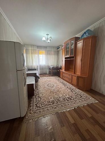3 комнаты, 58 м², 8 мкр 104 серия, 5 этаж, Старый ремонт