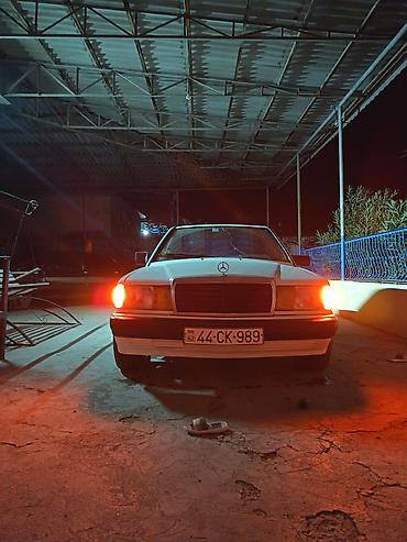 maşın satişi: Mercedes-Benz 190 (W201) sedan - Korpus: ağ rəng, 4 qapı, orijinal — 6