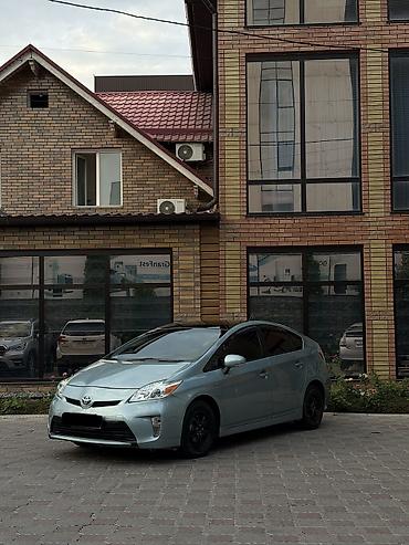 америк: Toyota Prius: 2012 г., 1.8 л, Вариатор, Гибрид, Хэтчбэк — 2