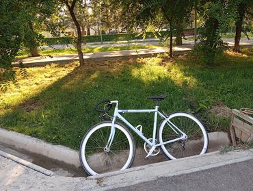 Велосипеды: Вел шосс покрышка задняя кенда рама соул средне состояние