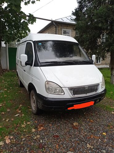 vaz 2107 qapi uzlukleri: Ağ rəngli yük/furqon tipli mikroavtobus. Xüsusiyyətlər: - Yüksək