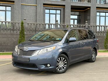 тойота ноах купить: Toyota Sienna XLE — просторный 7/8‑местный минивэн. Год: 2016