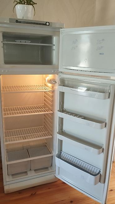 iki: Indesit iki qapılı soyuducu - Üst hissədə ayrıca dondurucu bölmə, alt — 4