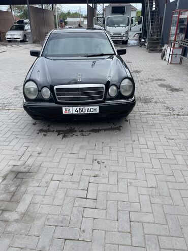 Mercedes-Benz: Mercedes-Benz E-Class: 1997 г., 2 л, Механика, Бензин, Седан