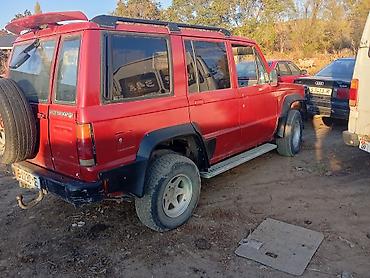 урус машина: Isuzu Trooper: 2000 г., Кол менен иштөөчү, Дизель, Жол тандабас — 2