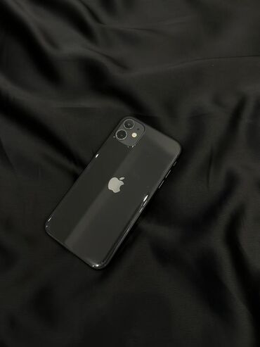 Apple iPhone: IPhone 11, Б/у, 128 ГБ, Black Titanium, Коробка, 70 %