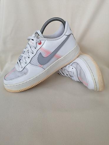 Patike: NIKE AIR FORCE original patike br 39- SNIZENO. Stanje odlicno, prava — 1