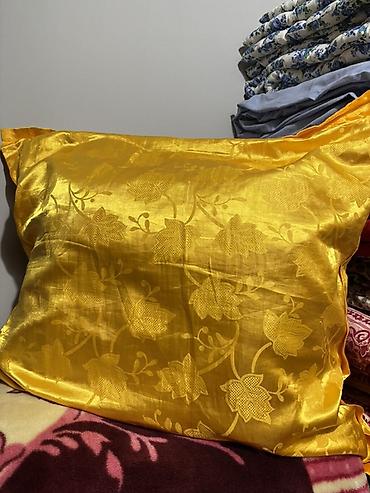 ringlice za tekstil: Ölçü: 75x75; 80x80 Şəkildə görünən ölçü və görünüş ilə eynidir, ədəd — 1
